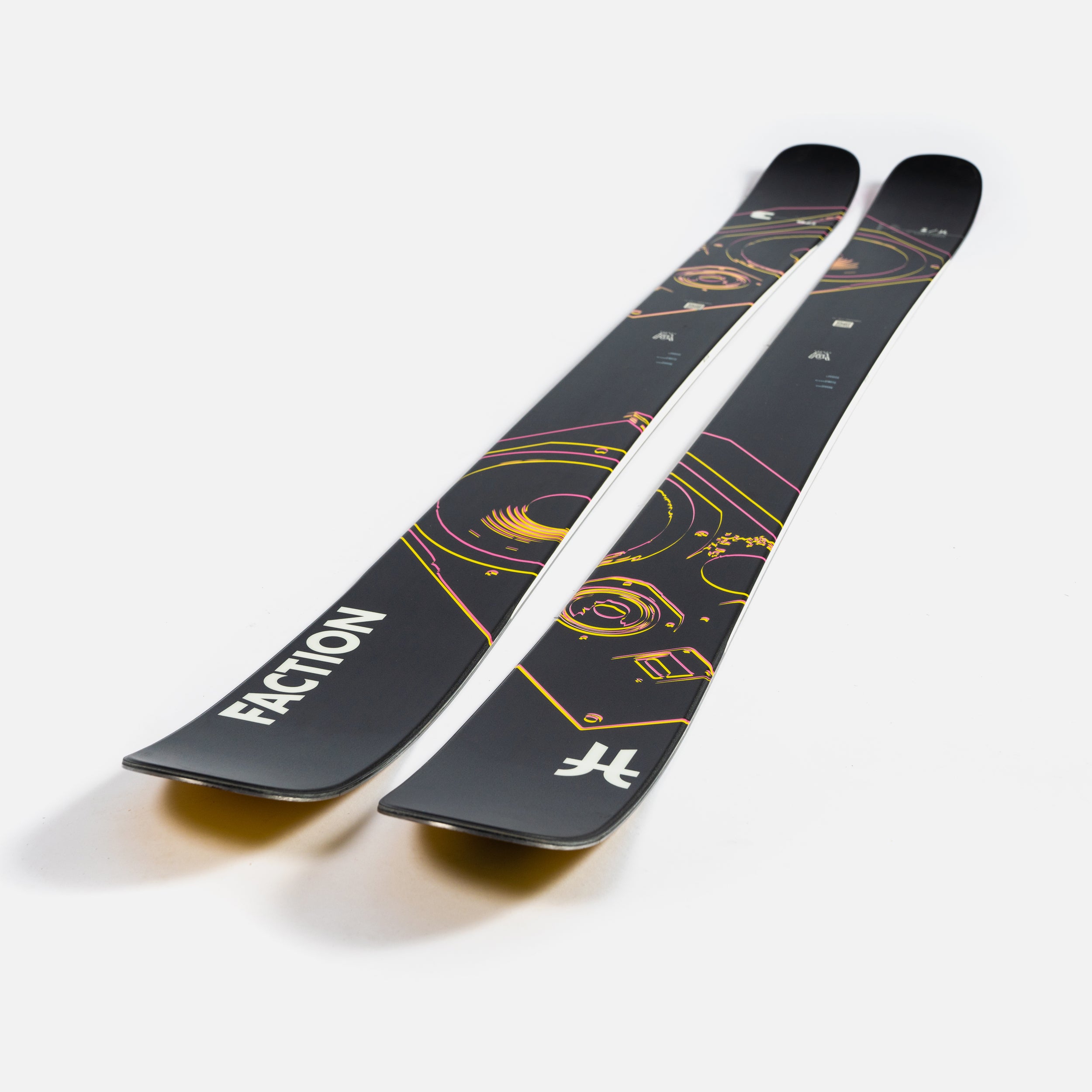 Candide Thovex Signature Series – Faction Skis