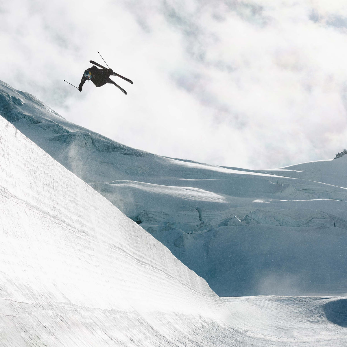 Eileen Gu action shot